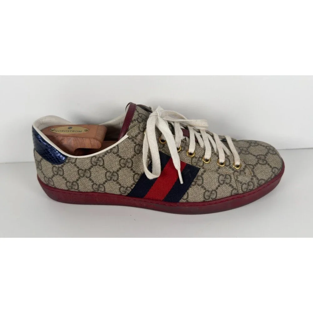 Gucci Men’s Ace GG Supreme Low Top Beige w/ Red Bottom Sole Size 9G US 9.5